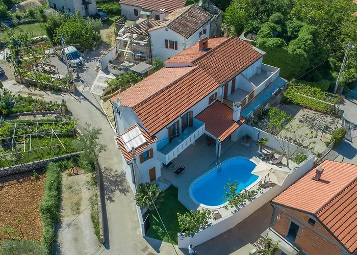 Zlata Vila Polje (Krk)